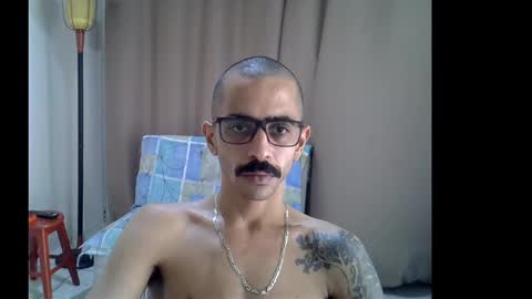 Snapshot of enjoythetrip chatting on December 5, 12:55 pm Luke online show from December 5, 12:55 pm