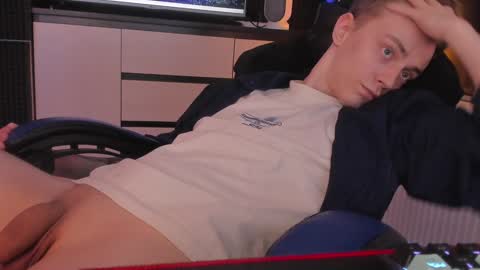 Enker online show from January 5, 10:50 pm