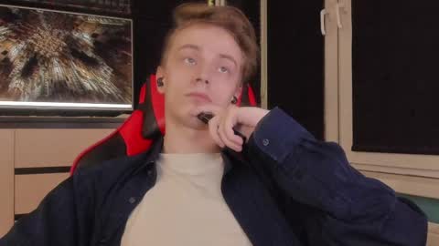 Enker online show from March 28, 9:25 pm