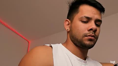 enmanuelgutierrez40 online show from January 6, 2:32 pm