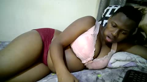 Ell online show from April 21, 10:56 pm