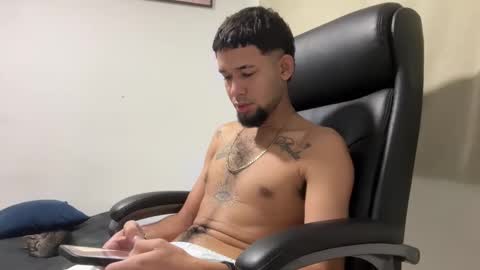 enyel_100 online show from February 18, 10:00 am