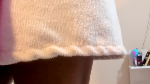 Snapshot of enyelsalas2 chatting on February 8, 11:33 am Angela online show from February 8, 11:33 am