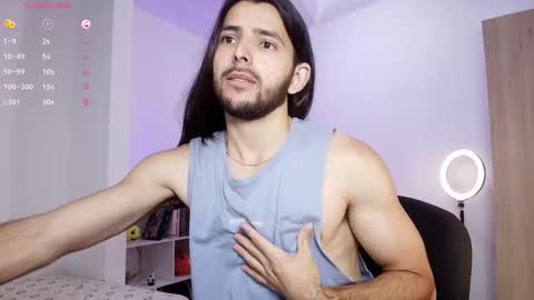 enzo_moretii online show from November 5, 3:45 pm