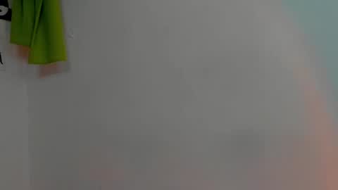 Snapshot of ephemeral_hot chatting on December 7, 12:52 am Leyla online show from December 7, 12:52 am