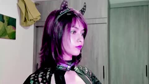 Snapshot of ephemeral_hot chatting on October 24, 8:16 pm Leyla online show from October 24, 8:16 pm