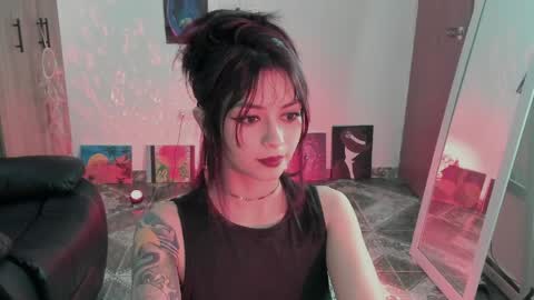 Snapshot of ephemeral_hot chatting on May 13, 8:38 pm Leyla online show from May 13, 8:38 pm