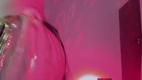 Snapshot of ephemeral_hot chatting on May 15, 11:23 pm Leyla online show from May 15, 11:23 pm