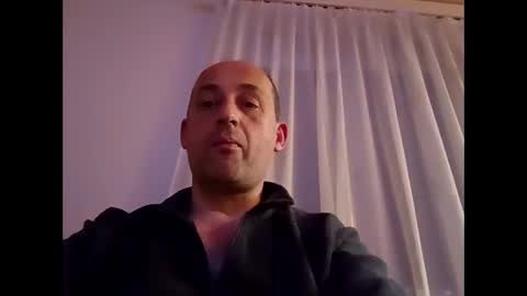 epu17 online show from April 3, 6:06 pm