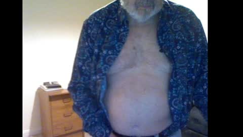 erasmus_d online show from January 17, 6:33 pm