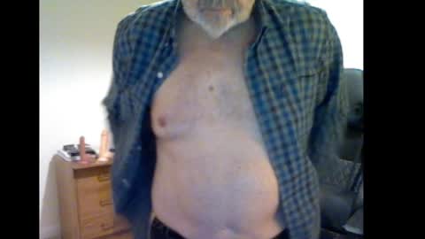 erasmus_d online show from January 18, 6:21 pm