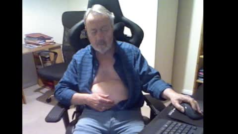 erasmus_d online show from November 3, 5:47 pm