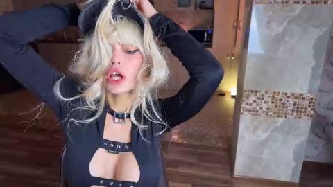 Alissa online show from October 30, 11:11 am