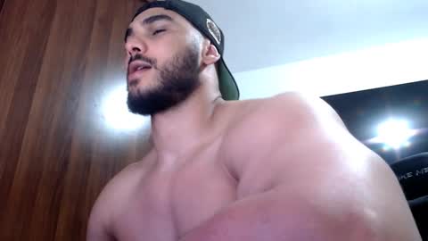 Snapshot of eren_smith chatting on February 11, 11:54 pm eren_smith online show from February 11, 11:54 pm