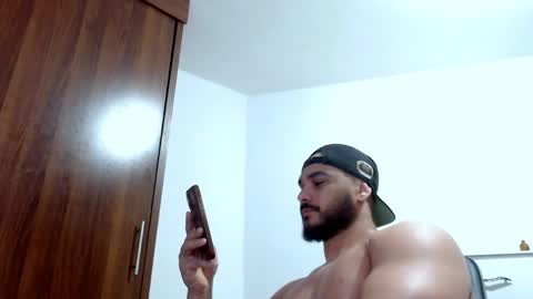 Snapshot of eren_smith chatting on May 16, 11:53 am eren_smith online show from May 16, 11:53 am