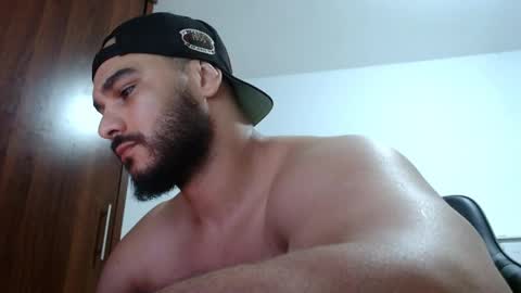Snapshot of eren_smith chatting on May 20, 12:22 pm eren_smith online show from May 20, 12:22 pm