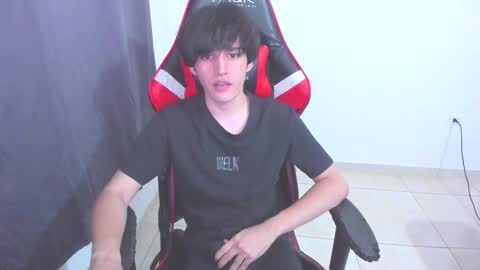 eren_tatakae online show from November 11, 5:18 am