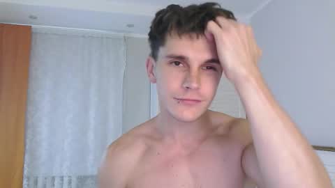 Snapshot of eric_crush chatting on September 24, 4:05 am Eric Crush online show from September 24, 4:05 am