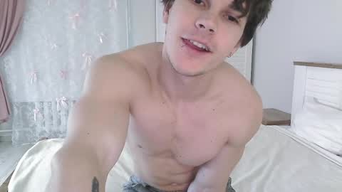 Eric Crush online show from April 21, 3:57 am