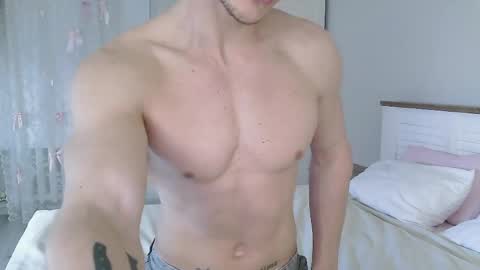 Snapshot of eric_crush chatting on April 28, 4:17 am Eric Crush online show from April 28, 4:17 am