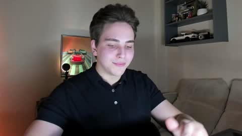 Eric online show from November 13, 7:57 pm