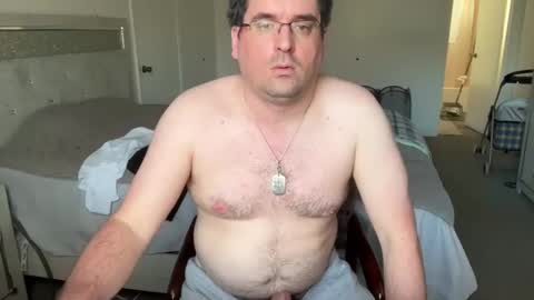 Snapshot of eric_heim chatting on November 14, 7:56 pm eric heim online show from November 14, 7:56 pm