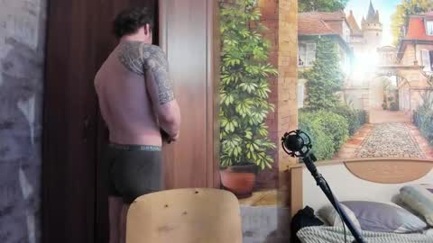 Eric online show from December 1, 2:16 am