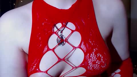 Snapshot of erica_mayer chatting on December 25, 1:19 pm Erica online show from December 25, 1:19 pm