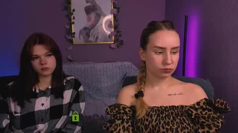 erica_murray online show from December 22, 8:17 pm