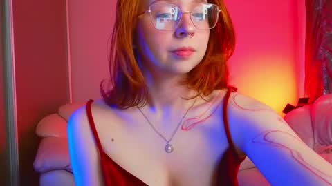 Erica 3 online show from April 11, 2:05 am
