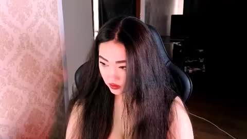 Erica Wayne online show from July 1, 1:29 am