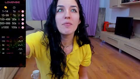 Snapshot of ericabunny chatting on December 8, 5:39 am Erika online show from December 8, 5:39 am
