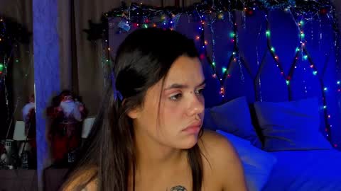 ericaevan online show from December 28, 11:09 am