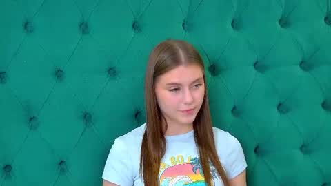 EricaFoxes online show from July 7, 7:23 am