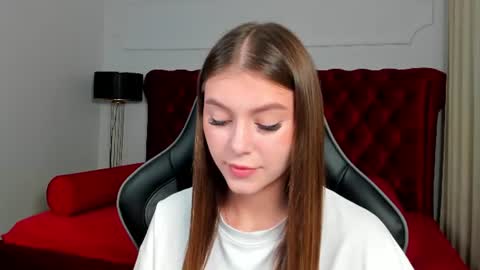 EricaFoxes online show from August 9, 6:02 pm