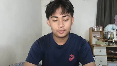 Snapshot of erick_cummer30 chatting on June 17, 5:10 am erick_cummer30 online show from June 17, 5:10 am