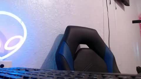erick online show from July 14, 12:02 am