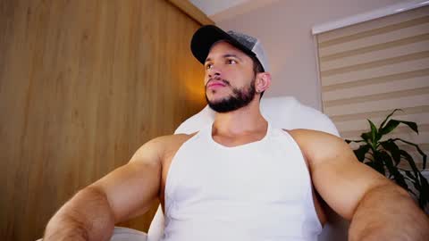 Erick Thompson online show from December 11, 5:48 pm