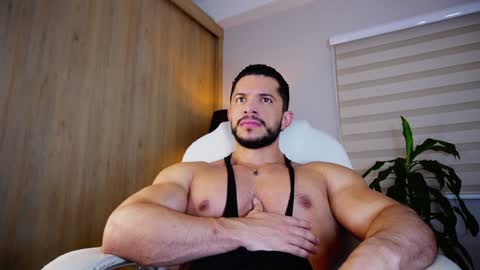 Erick Thompson online show from January 3, 9:05 pm