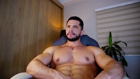 Erick Thompson online show from January 18, 7:37 pm