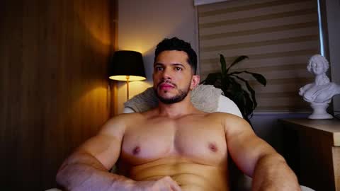 Erick Thompson online show from September 25, 8:45 pm