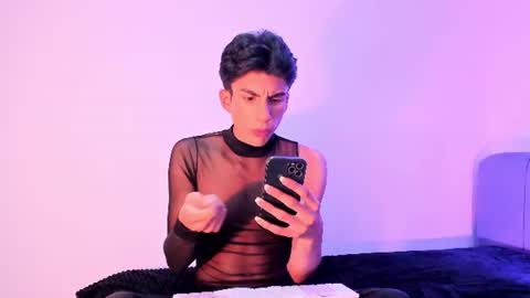 erick online show from June 25, 5:12 am