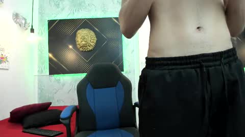   online show from February 18, 10:16 am