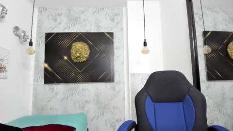   online show from February 19, 3:06 am