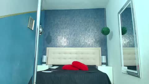   online show from November 24, 4:01 am