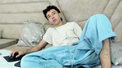 Erick online show from March 3, 4:35 pm