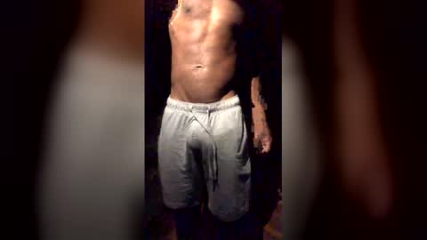 Snapshot of ericswainn chatting on May 9, 11:15 am EricSwainn online show from May 9, 11:15 am
