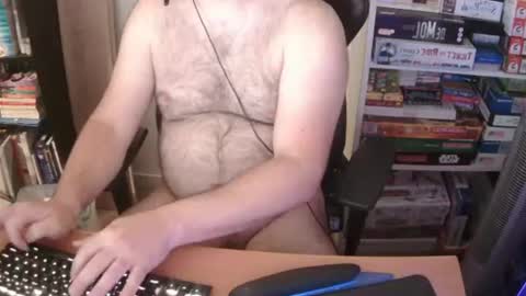 Snapshot of erik_dapper chatting on June 10, 5:01 pm Erik Dapper online show from June 10, 5:01 pm