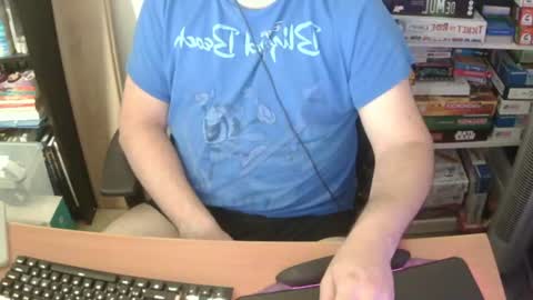 Snapshot of erik_dapper chatting on June 20, 7:27 pm Erik Dapper online show from June 20, 7:27 pm