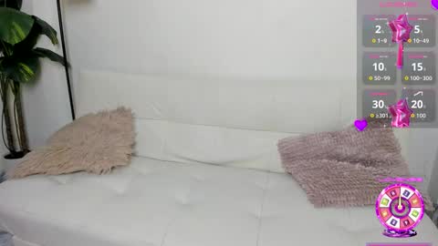 erika1717 online show from March 2, 10:11 am